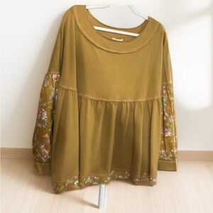 Easel Camel Babydoll Blouse with Patterned Sleeves